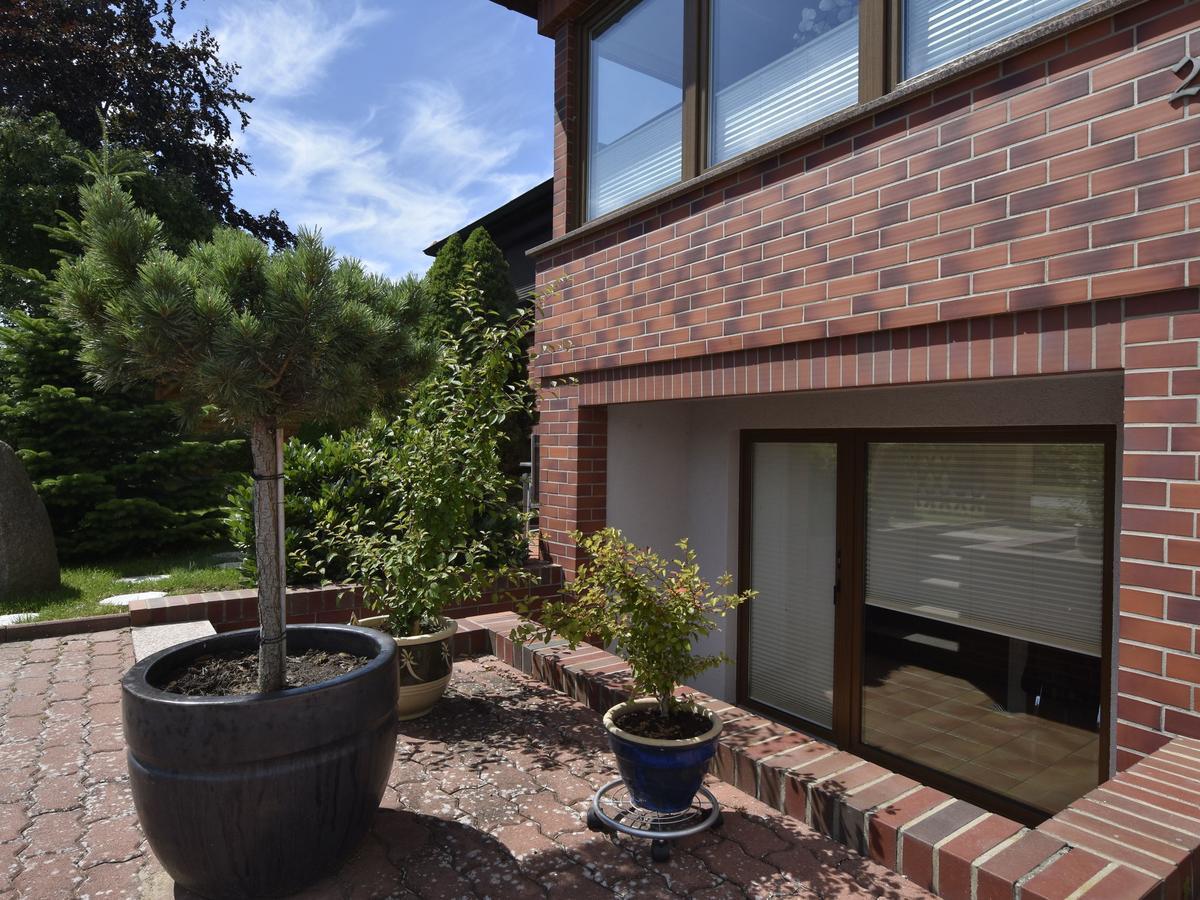 Modern Apartment In Kroepelin With Garden Exterior foto