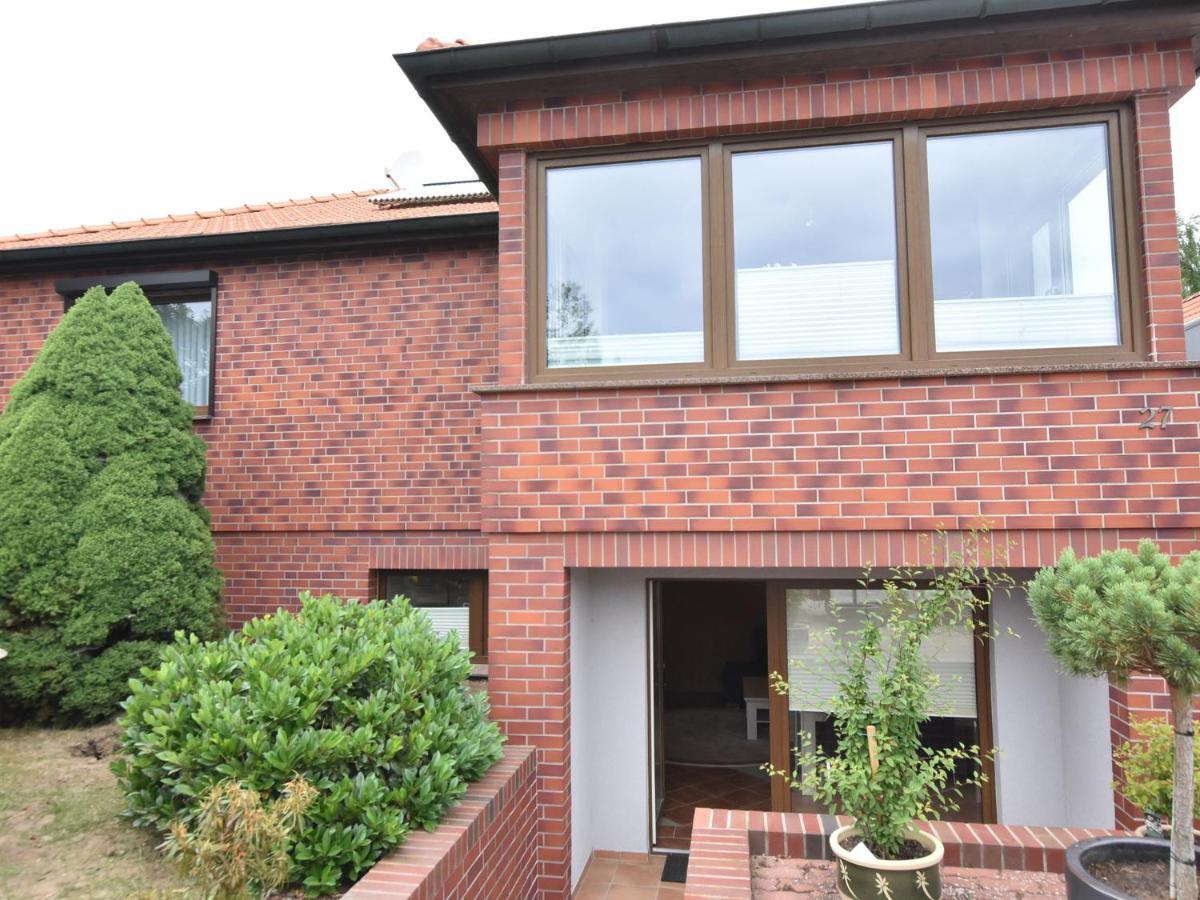 Modern Apartment In Kroepelin With Garden Exterior foto